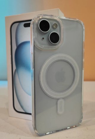 iPhone 15 con 100% Batería