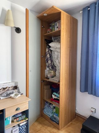 Armario ASKEDAL IKEA Madera y Cristal