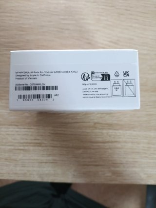 AirPods Pro 3