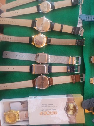 Lotto Orologi Uomo Donnapezzi 31