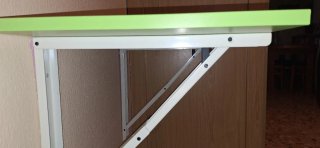 Escritorio plegable pared verde