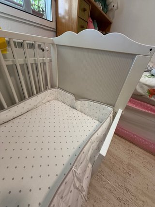 Cuna Ikea con adaptador lateral