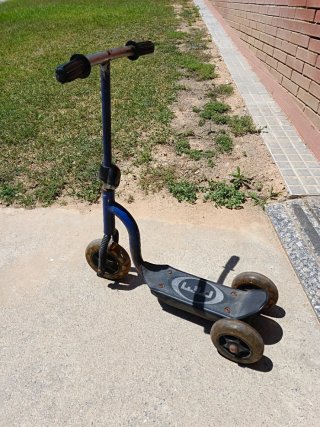2 Patinetes Infantiles