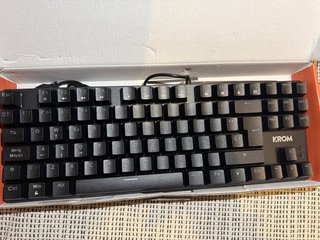 Teclado Krom TKL y Ratón Steelseries Aerox 5