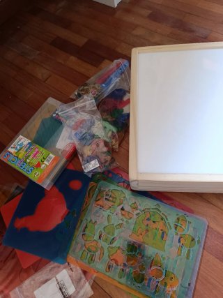 Mesa de luz para niños