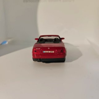 Maisto Mercedes SLK 230 Rojo 1:35