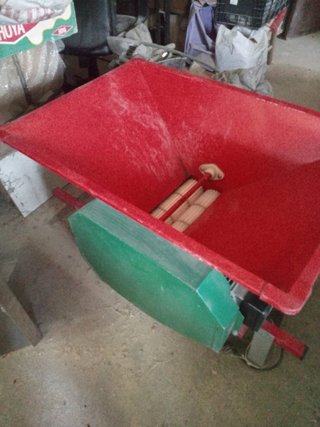 Despalilladora de uva electrica