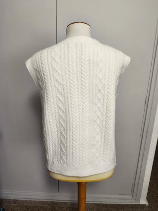 Chaleco de punto blanco