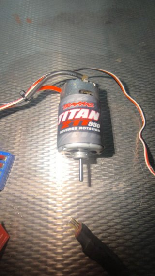 Motor y Esc Traxxas Titan 550 TRX4