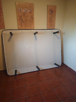 REGALO  Somier tapizado con patas y colchón