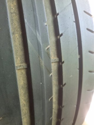 Neumáticos ocasion 225 40r18 92y dunlop esport