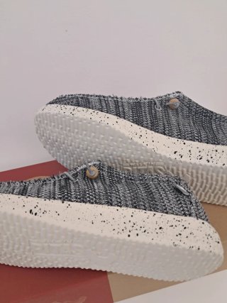 Sneakers Pitas Grises Talla 42