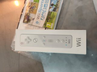Nintendo Wii Consola Blanca + Wii Sports