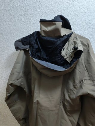 Chaqueta The North Face Gore-Tex Beige