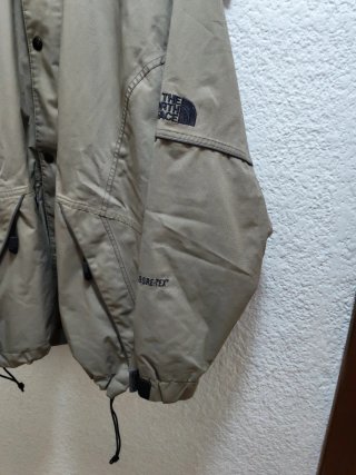 Chaqueta The North Face Gore-Tex Beige