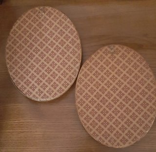 2 Quadri Ovali con Cornice  color Oro