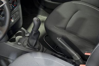 Dacia Logan   Essential TCE 66kW 90CV GLP  18