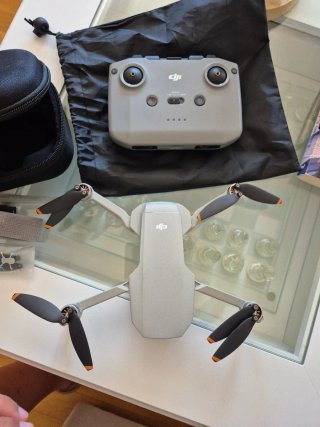 Dji Mini 4k Drone con Mando