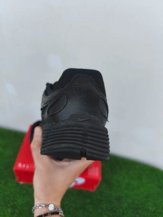 Nike P6000 Triple Black Uomo
