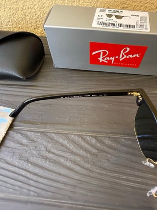 Gafas Ray-Ban Clubmaster Negras y Doradas