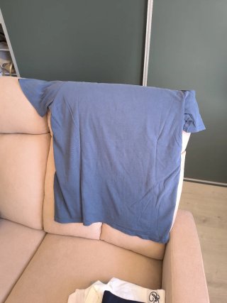 Camiseta Dockers azul con ancla