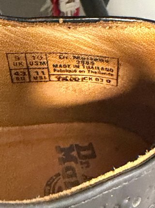 Zapatos Dr Martens 3989 vintage piel calada EU 43