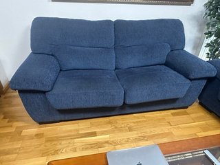 Sofas azules de tela