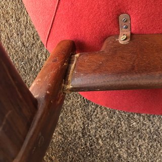 Sedia Medea in tessuto e legno