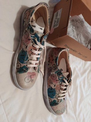 Zapatillas DOGO Talla 41