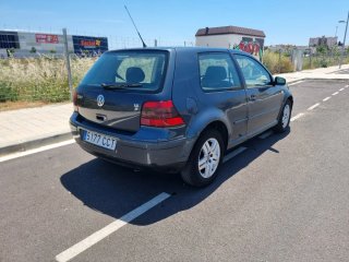 Volkswagen Golf 2002