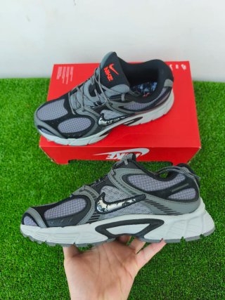 Nike Vomero 5 v5 Scarpe Uomo Grigio Rosso