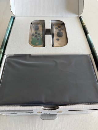 Nintendo Switch OLED Edición Zelda + funda