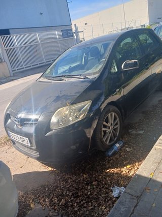 Toyota Auris 2010