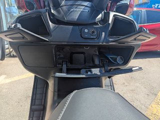 Suzuki Burgman 650 Executive ABS 2007 AN650A, Rojo