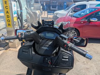 Suzuki Burgman 650 Executive ABS 2007 AN650A, Rojo