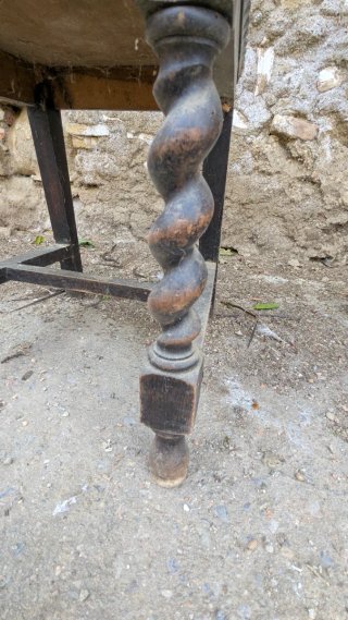 Par de sillas talladas madera
