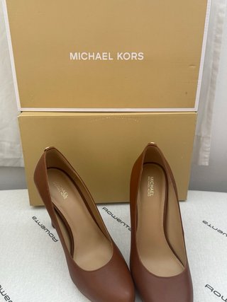 Zapatos Michael Kors Marrones Tacón