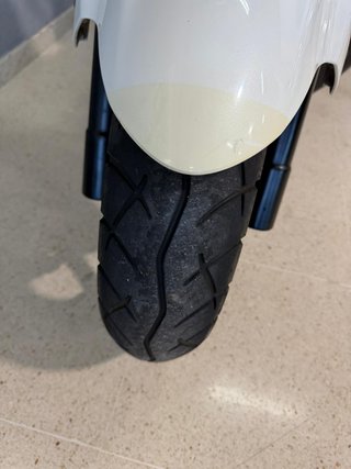 Kymco Superdink 300 ABS Maxi Scooter