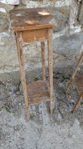 2 Soportes de Madera para Macetas