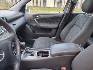 Mercedes-Benz Clase C 2003