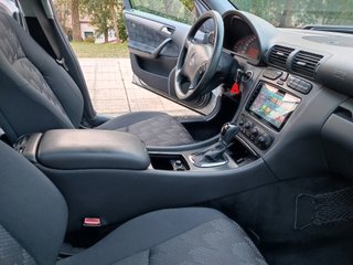Mercedes-Benz Clase C 2003