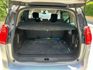 Peugeot 5008 2012