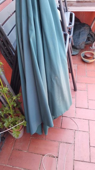 Parasol hexagonal 280cm verde con funda