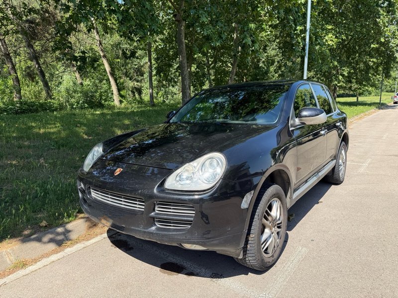 Porsche Cayenne 2006 - foto 1