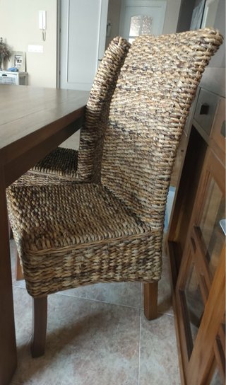 4 Sillas Ratán y Madera