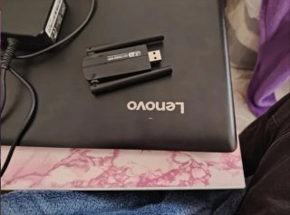 Portátil Lenovo Negro