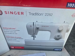 Singer 2282 NUEVA