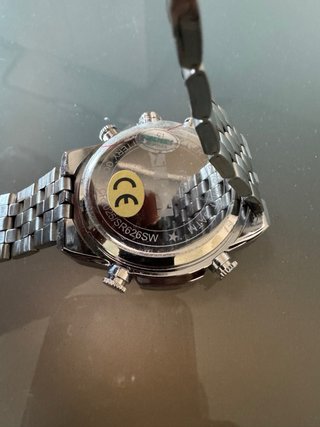 Reloj SKMEI Plata