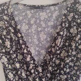 Mono corto floral Lefties talla S