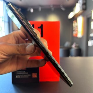 OnePlus 11 5G 16/256GB Garantía